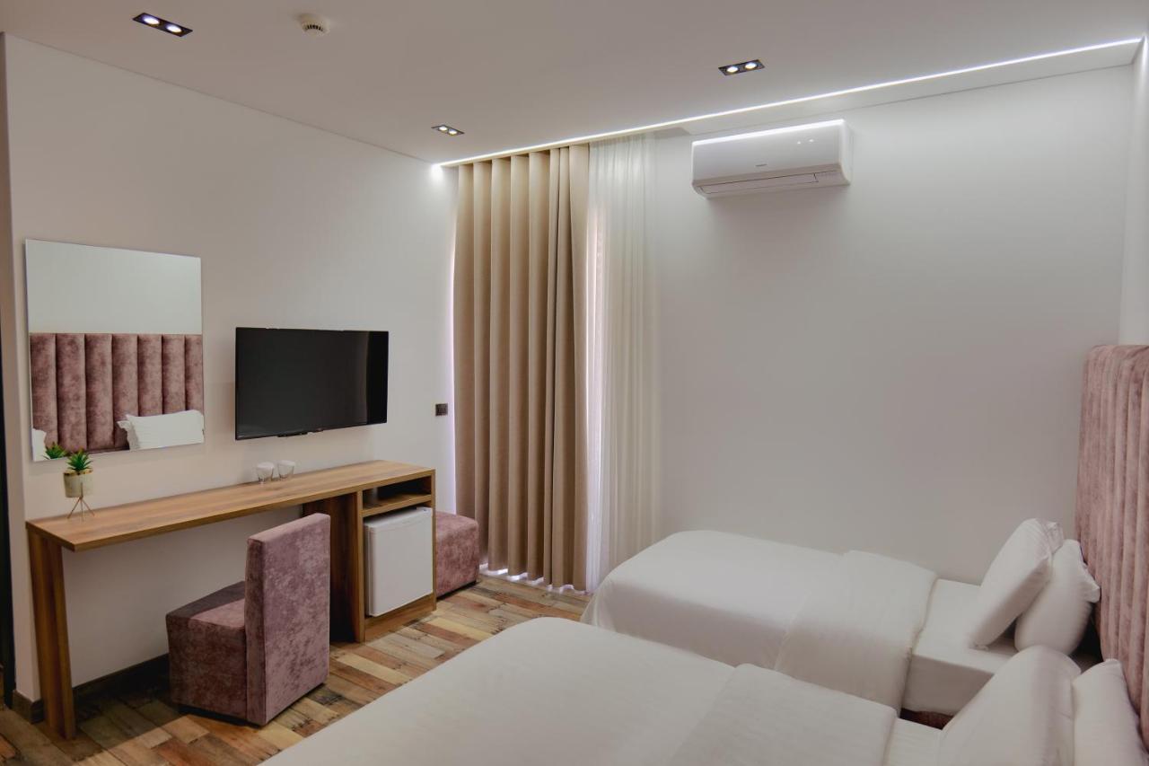 Asi Rooftop Hotel Саранда Екстер'єр фото